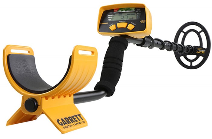 Garrett ACE 200 metal detector