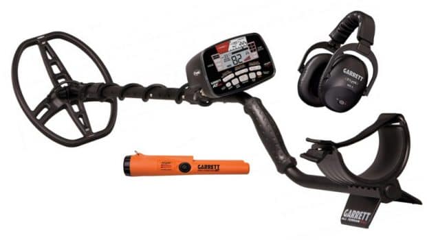 Garrett AT Max metal detector kit